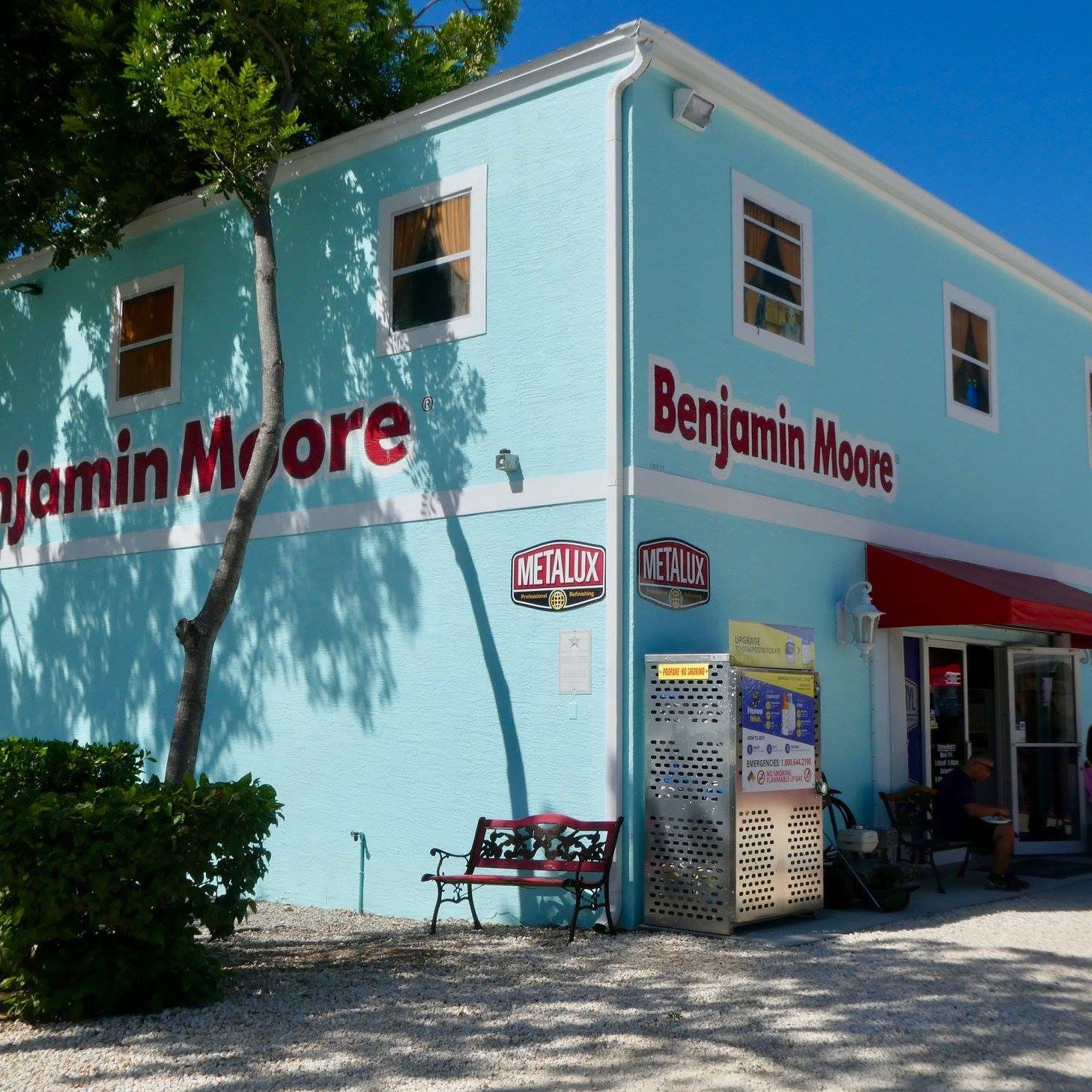 Berry's Paint Key Largo Joy of Mowing (305) 4510077